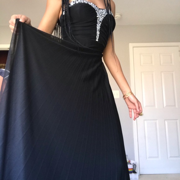 Prom Dress! - Picture 1 of 4